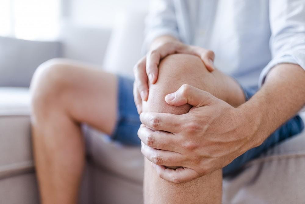 When Should I See a Doctor for Knee Pain?